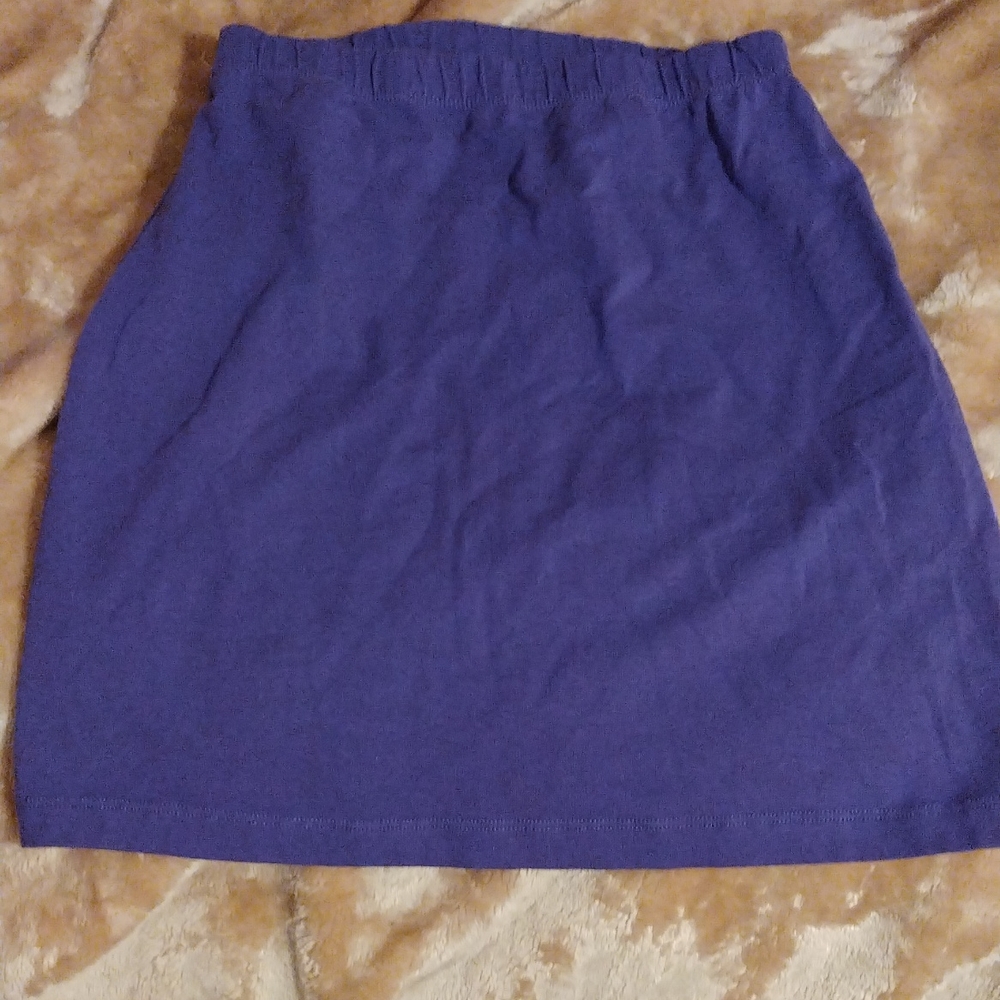 3/$15 Simple purple H&M cotton skirt - S - Picture 1 of 3